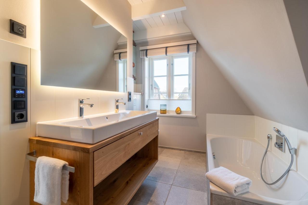 Henrys Reethues Villa Oevenum ภายนอก รูปภาพ